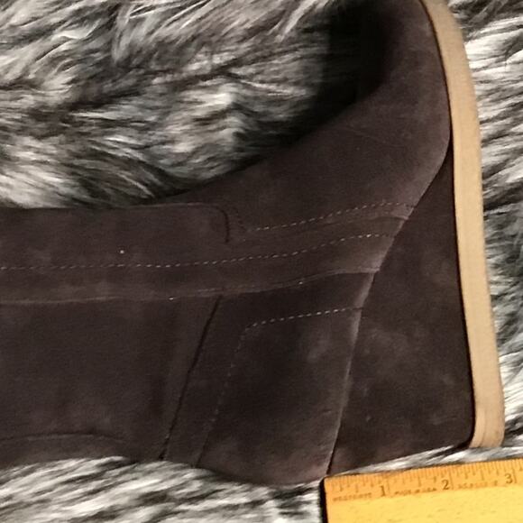 Women's Brown Knee-High Boots - Picture 6 of 8